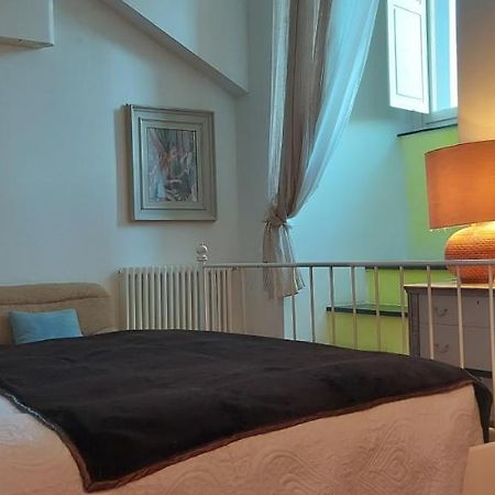 B&B Palazzo Oddo Альбенга Екстер'єр фото