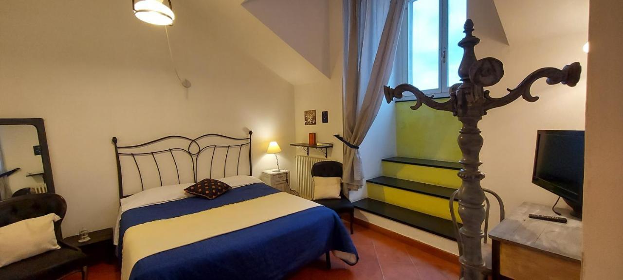 B&B Palazzo Oddo Альбенга Екстер'єр фото