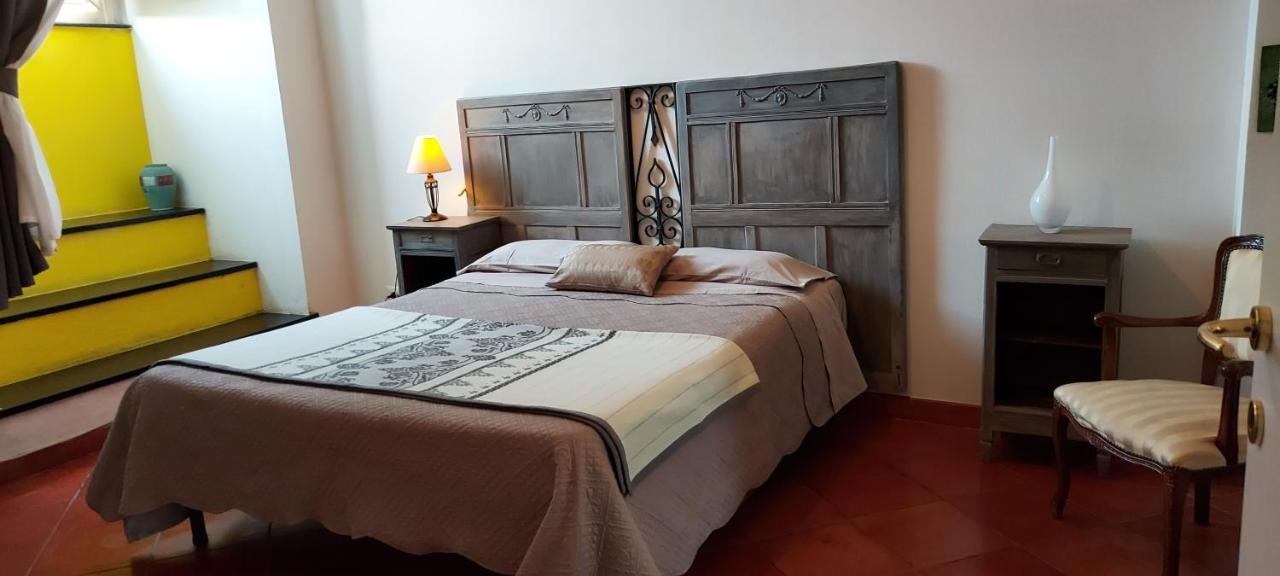 B&B Palazzo Oddo Альбенга Екстер'єр фото