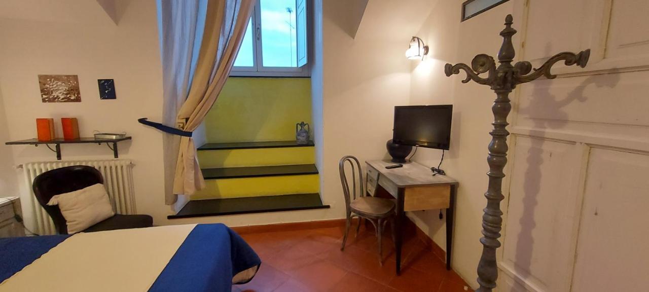 B&B Palazzo Oddo Альбенга Екстер'єр фото
