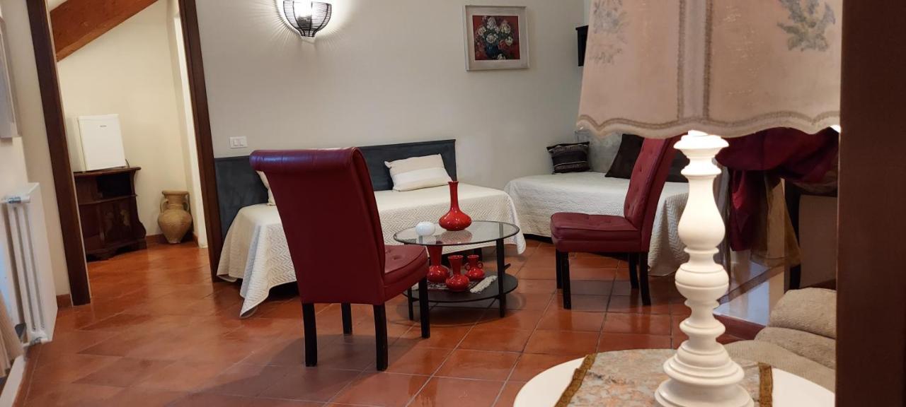 B&B Palazzo Oddo Альбенга Екстер'єр фото