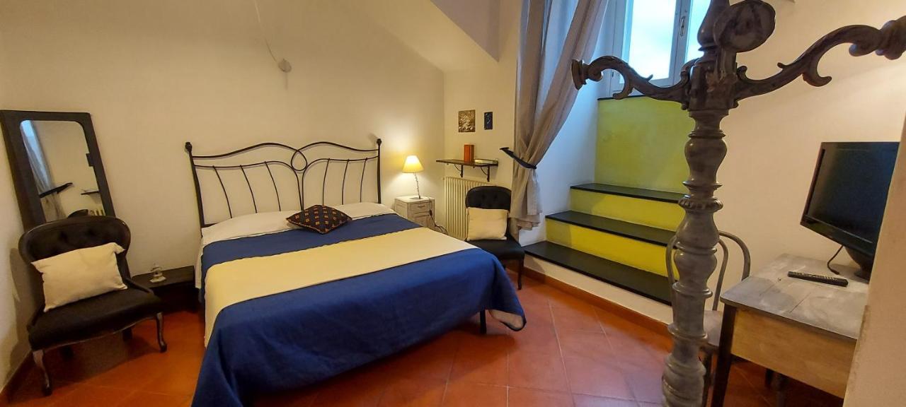 B&B Palazzo Oddo Альбенга Екстер'єр фото