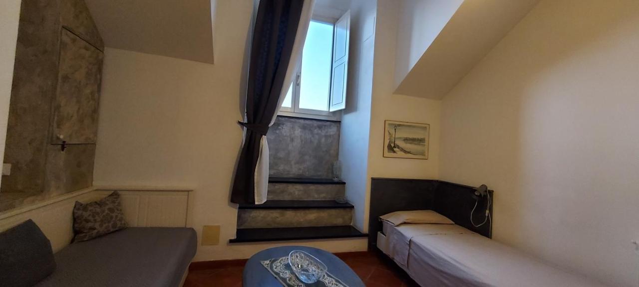 B&B Palazzo Oddo Альбенга Екстер'єр фото