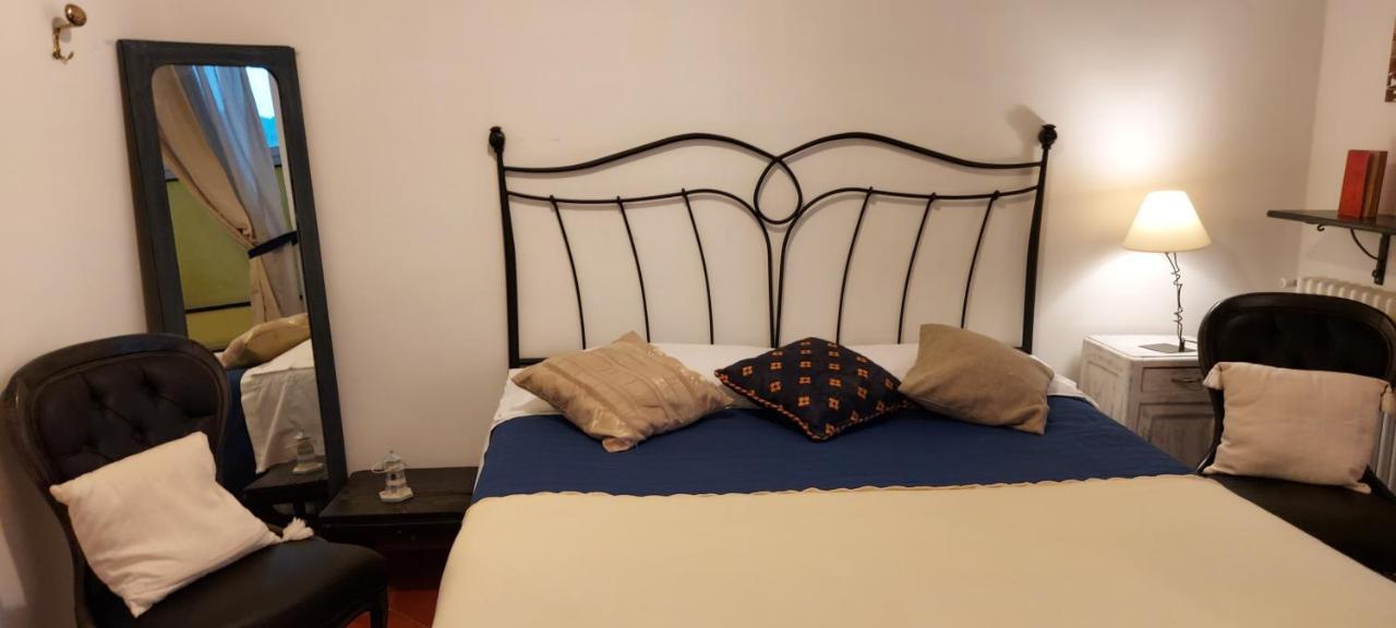 B&B Palazzo Oddo Альбенга Екстер'єр фото