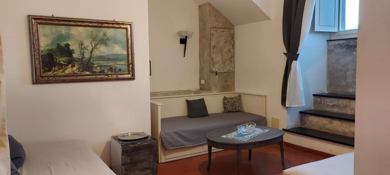 B&B Palazzo Oddo Альбенга Екстер'єр фото