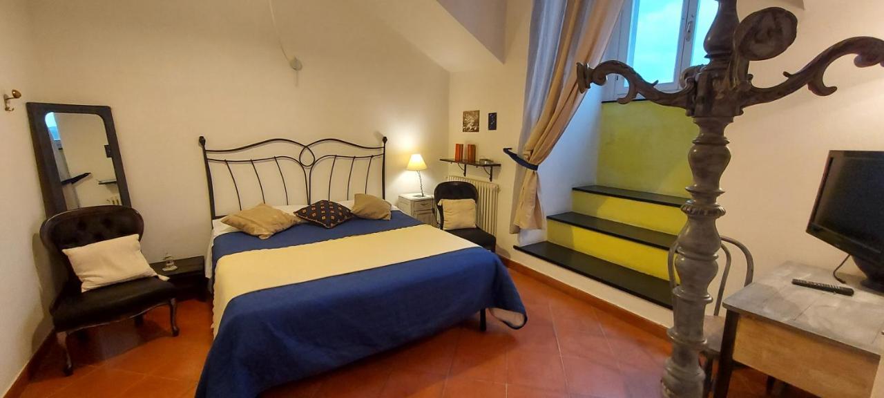 B&B Palazzo Oddo Альбенга Екстер'єр фото